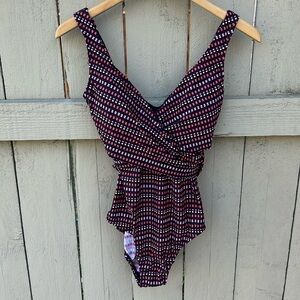 NWOT Land's End Swimsuit Hygienic Liner in Place Beach Pool Vacation Sz 6